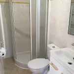 Des 3 Anes Bed & Breakfast