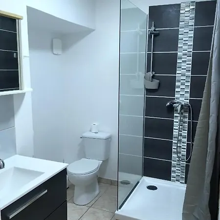 Des 3 Anes Bed & Breakfast 3*