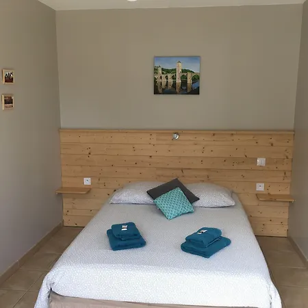 Des 3 Anes Bed and Breakfast