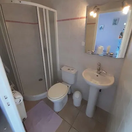 Des 3 Anes Oda ve Kahvaltı