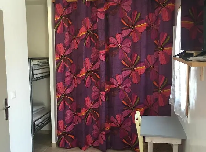 Des 3 Anes Bed and Breakfast Blars