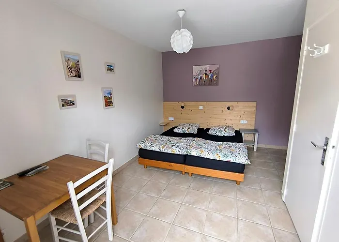 Des 3 Anes Bed and Breakfast 4*